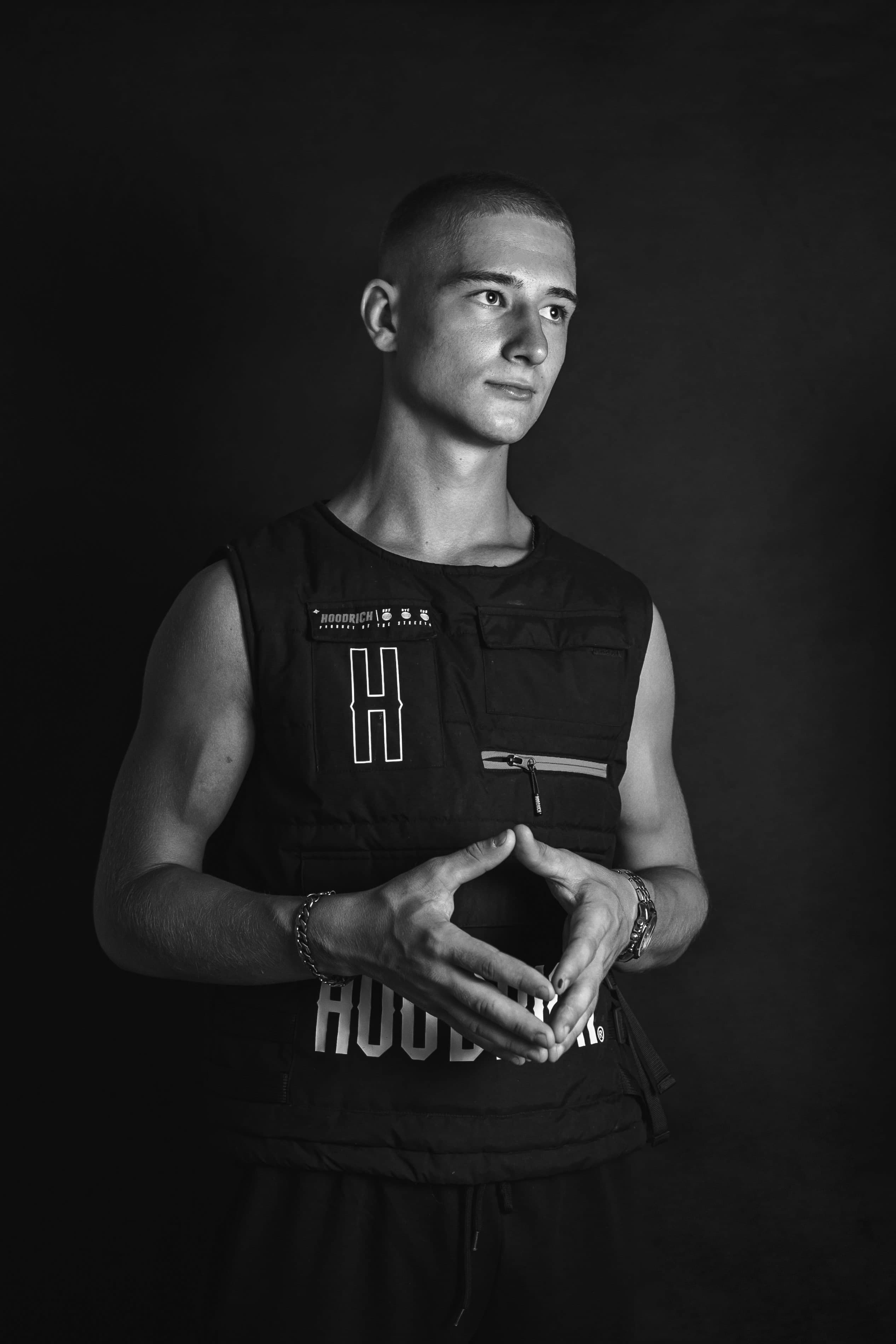 S.Y.V. studio portrait